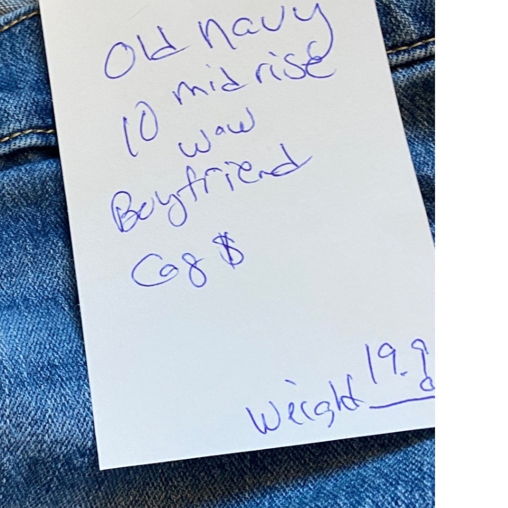 Old Navy Wow Boyfriend Mid-Rise Medium Wash Straight Leg Jeans Womens Size 10 - Picture 9 of 9